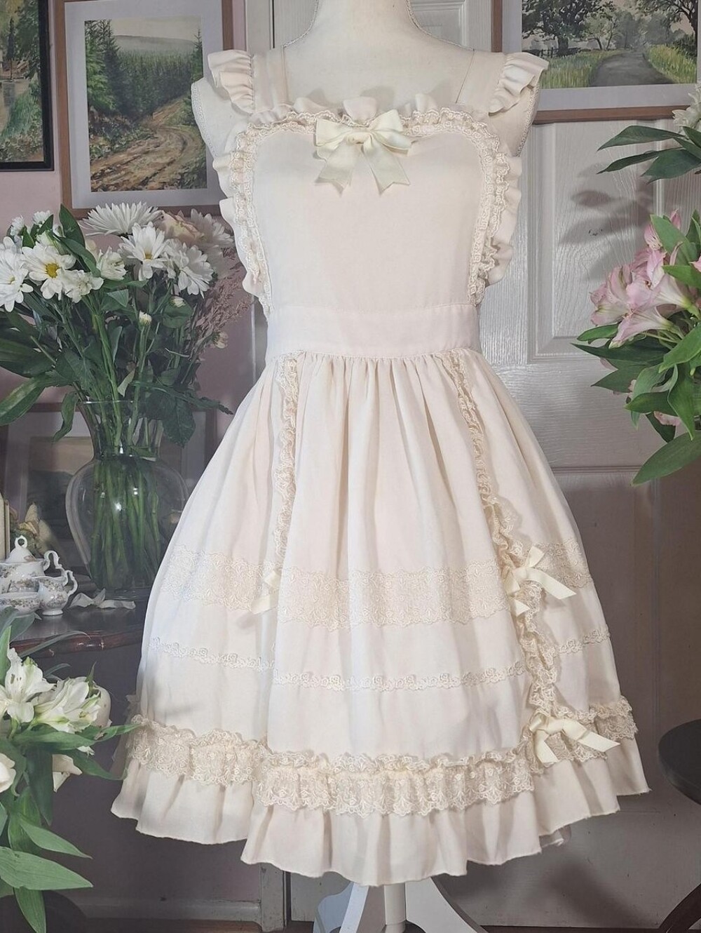 🎀 Innocent World Ivory Crossback Frill Bib JSK 🤍 Classical Lolita Jumper Skirt